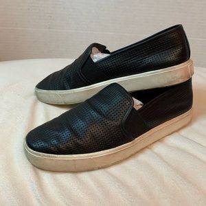 Vince Leather Fenton Sneaker Size 8